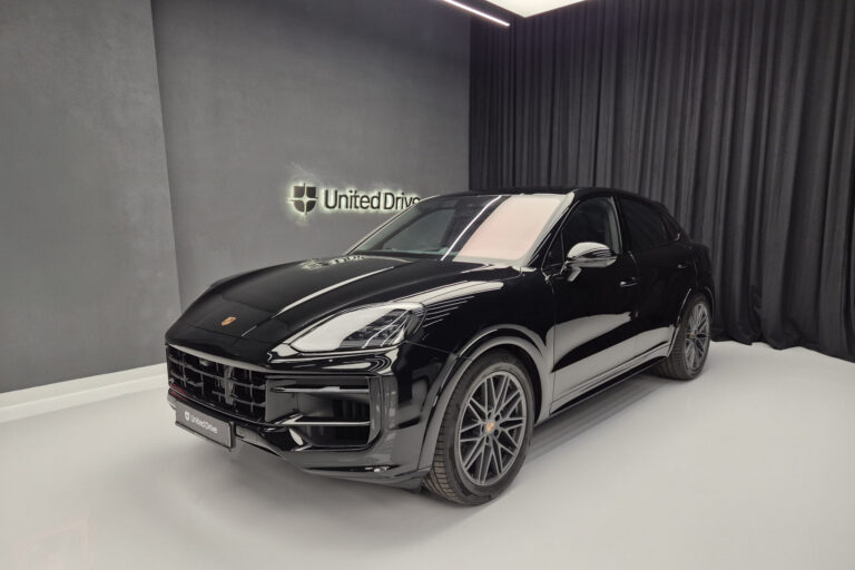 Porsche Cayenne Coupe E-Hybrid E3 II