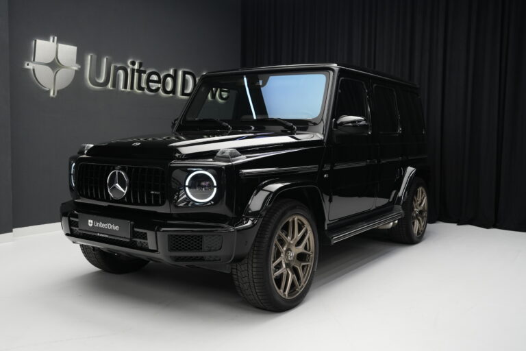 Mercedes-Benz G500