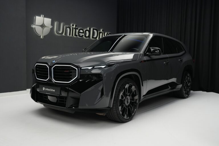 BMW XM Red Label