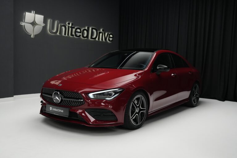 Mercedes-Benz CLA 200