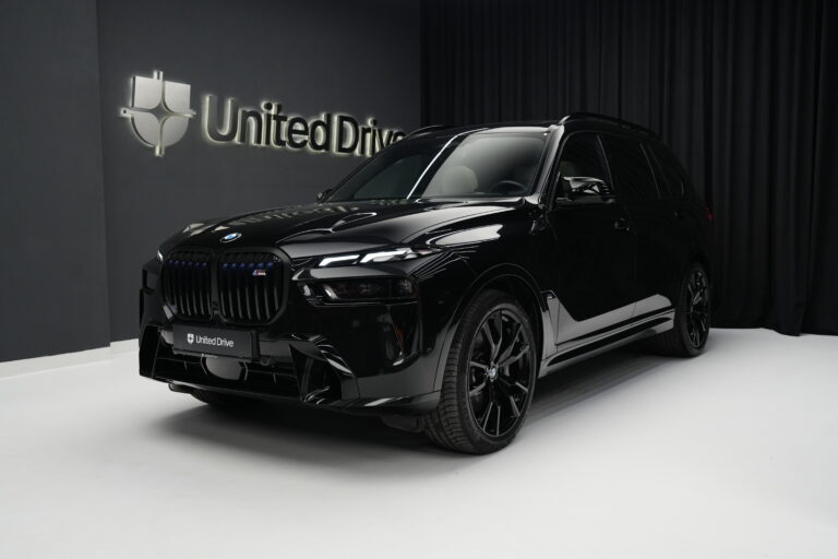 BMW X7 M60i xDrive