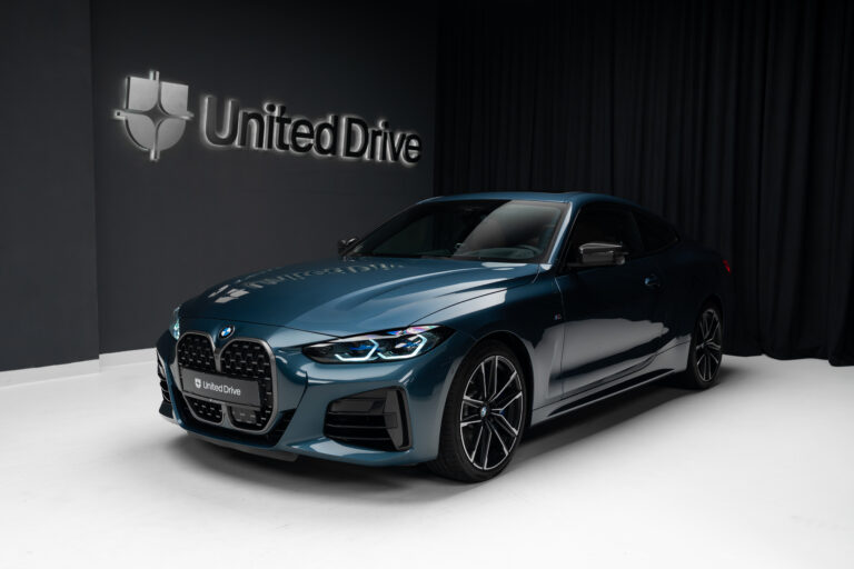 BMW M440i xDrive