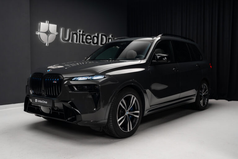 BMW X7 M60i xDrive