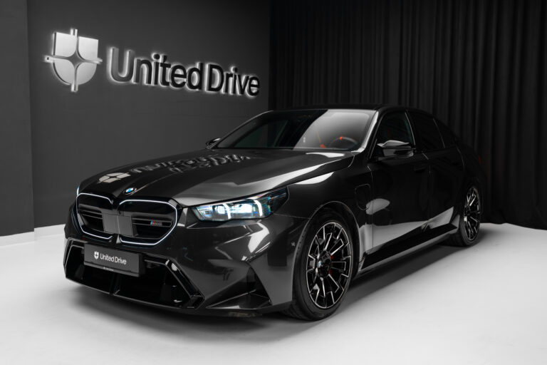 BMW M5