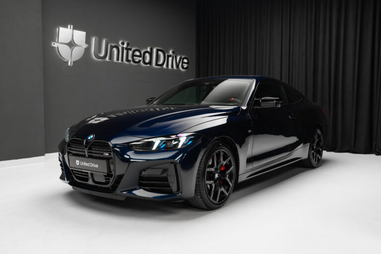 BMW M440i Coupe xDrive