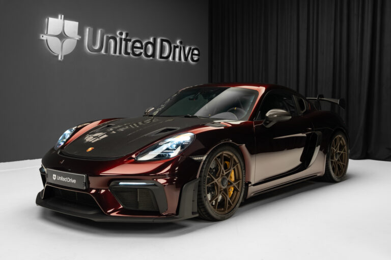 Porsche 718 Cayman GT4 RS