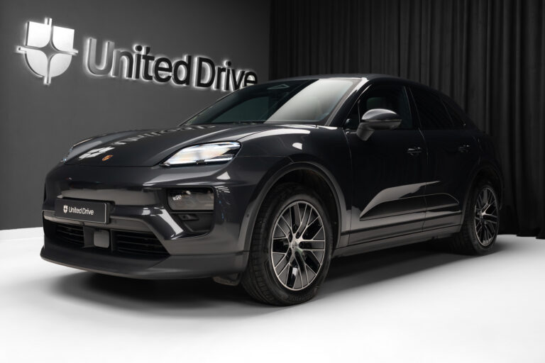 Porsche Macan 4 EV