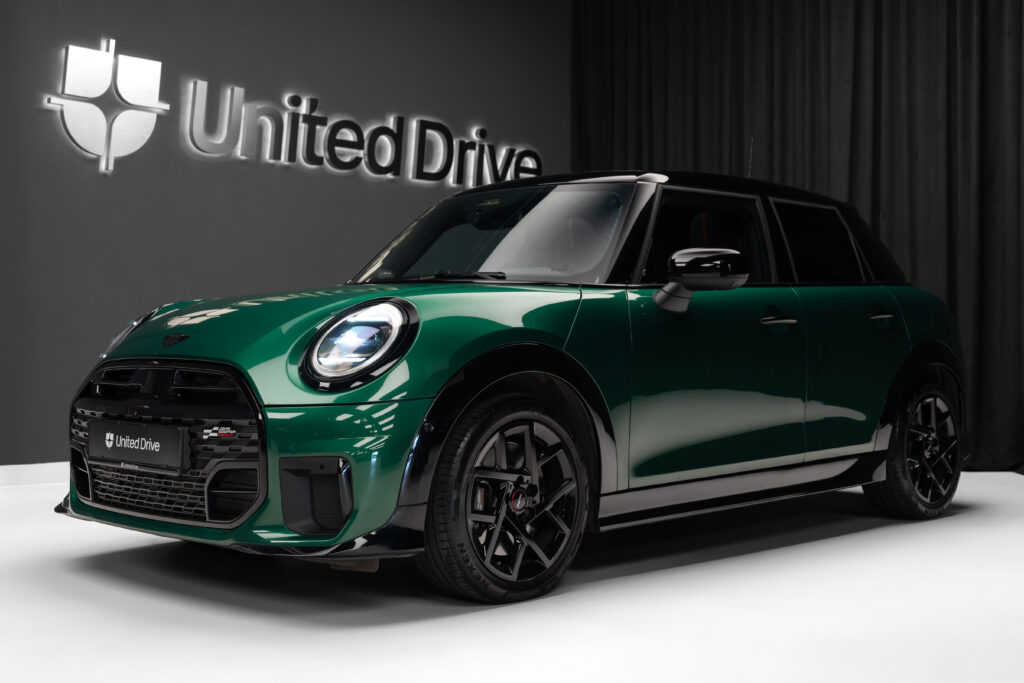 Mini Cooper S 2024 | United Drive