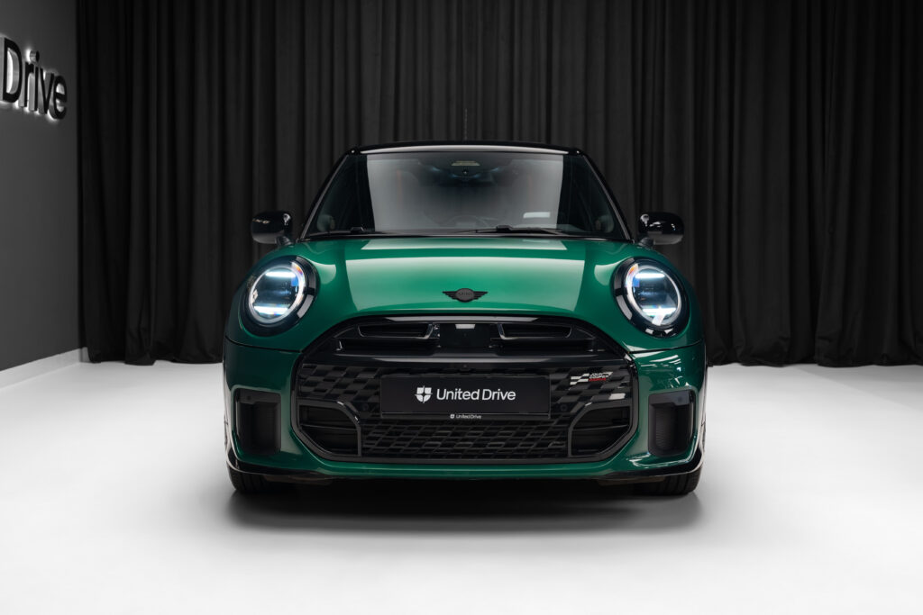 Mini Cooper S 2024 - imagine 2 | United Drive