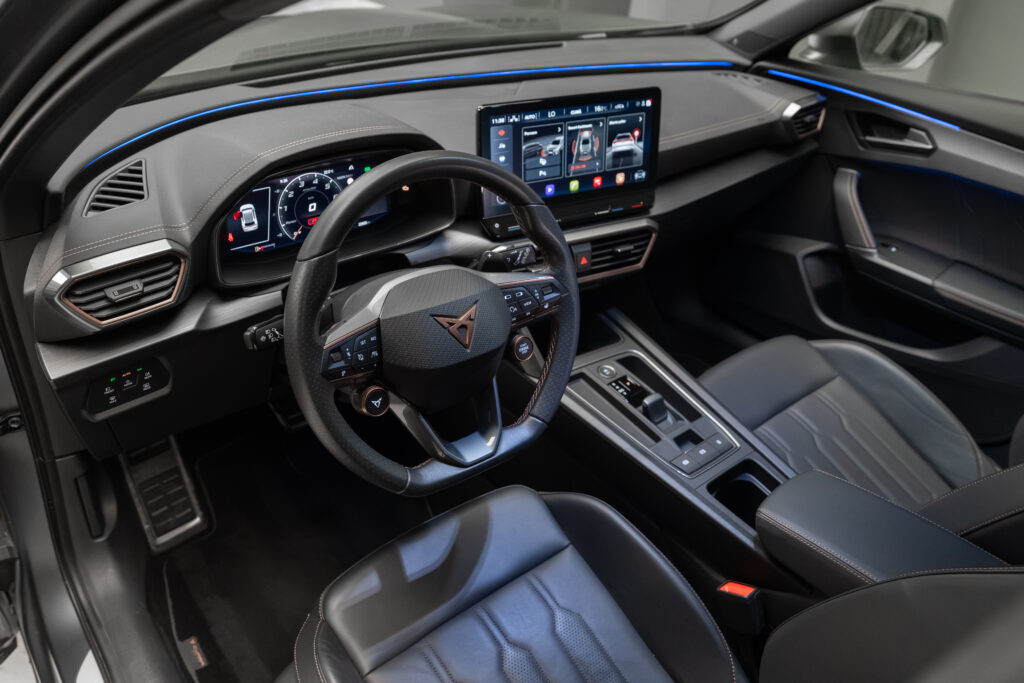 Cupra Formentor VZ5 2022 - imagine 5 | United Drive