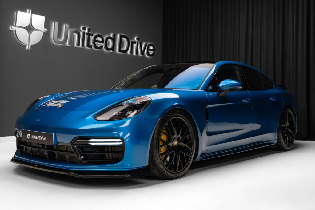 Porsche Panamera 4S 2017 | United Drive