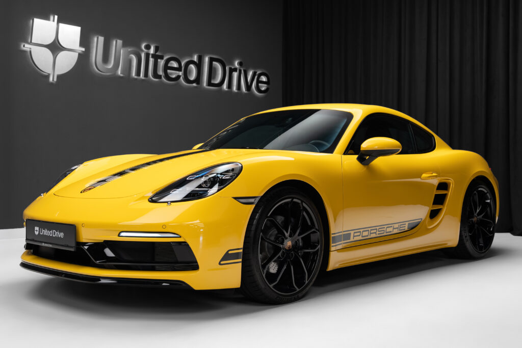 Porsche 718 Cayman 2024 | United Drive