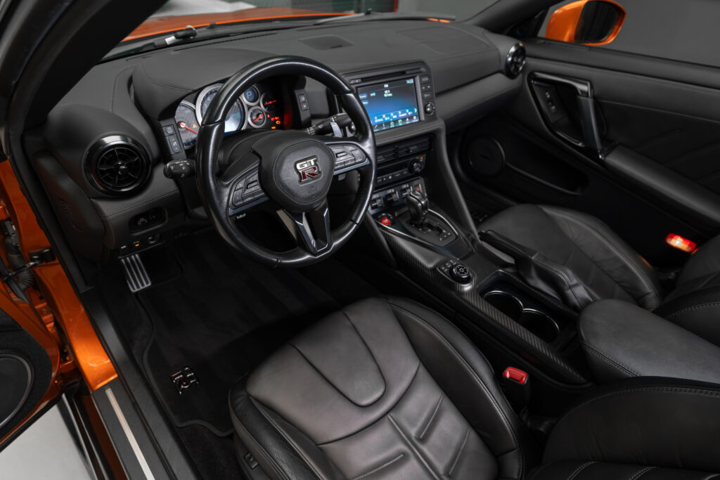 Nissan GT-R R35 2019 - imagine 5 | United Drive