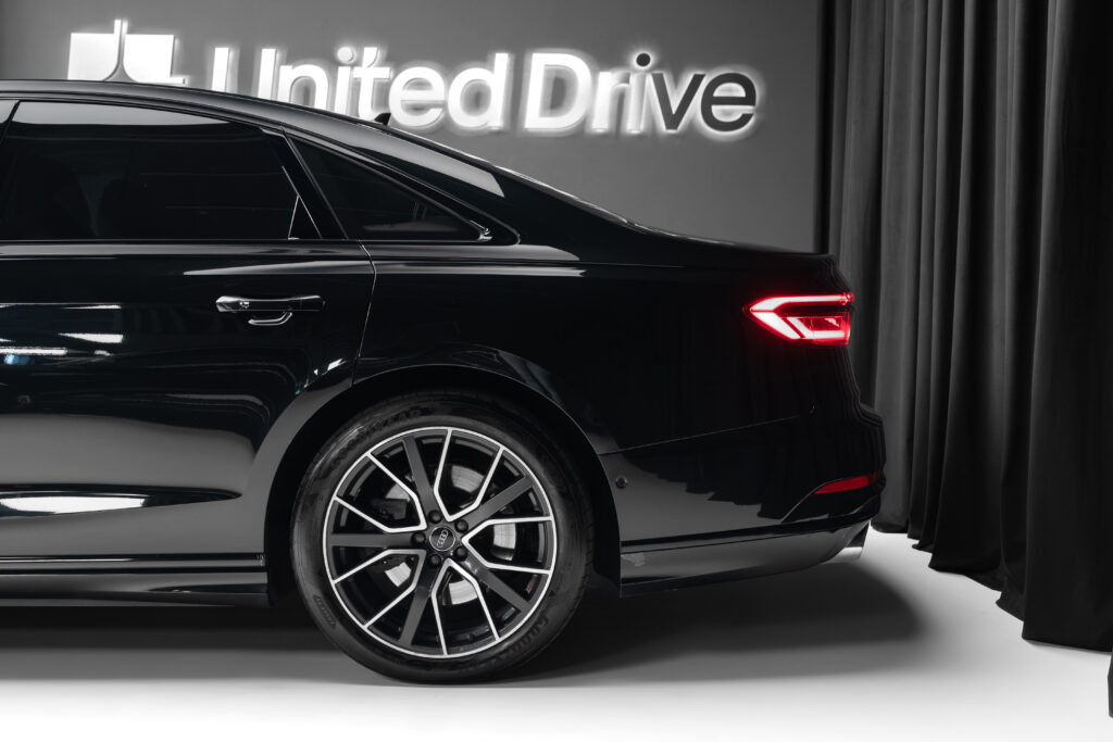 Audi A8 - imagine 4 | United Drive