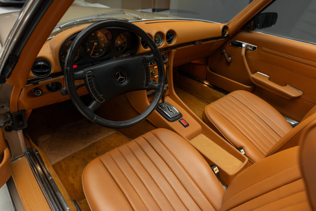 Mercedes-Benz 450 SL 1972 - imagine 5 | United Drive