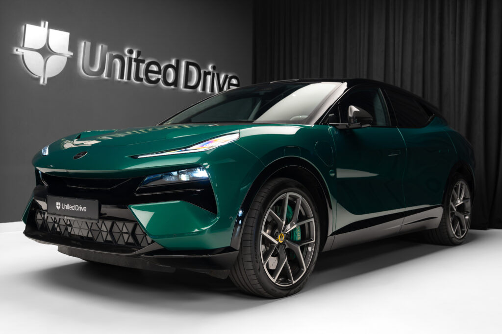 Lotus Eletre | United Drive