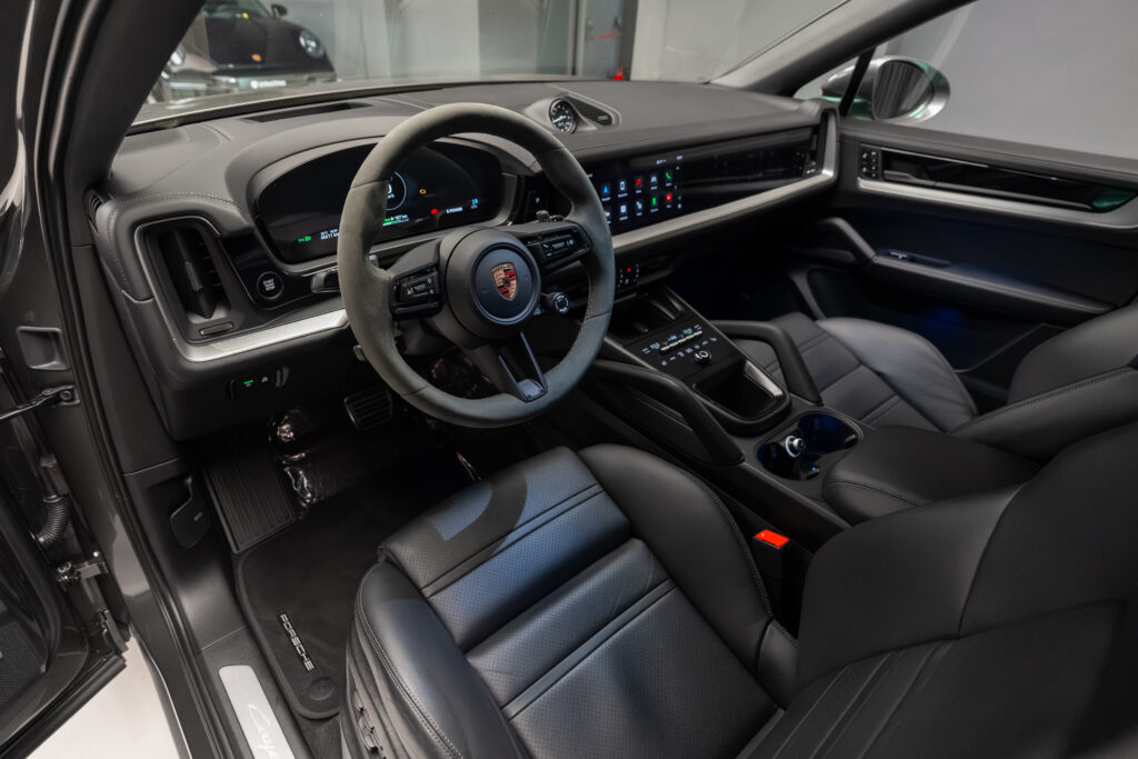 Porsche Cayenne - imagine 5 | United Drive