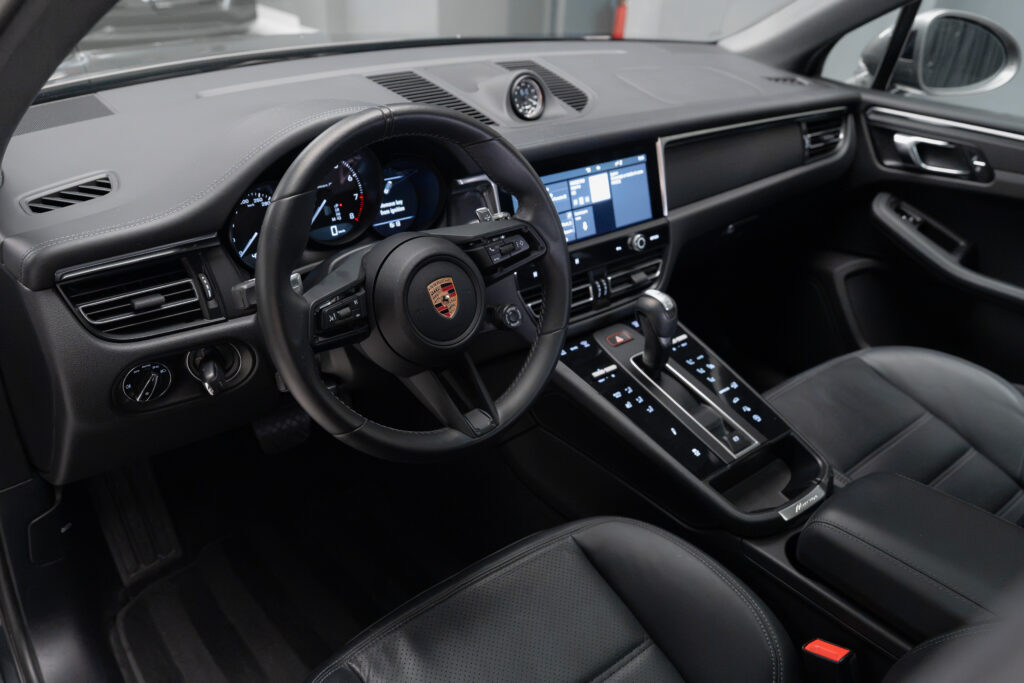 Porsche Macan T 2023 - imagine 5 | United Drive