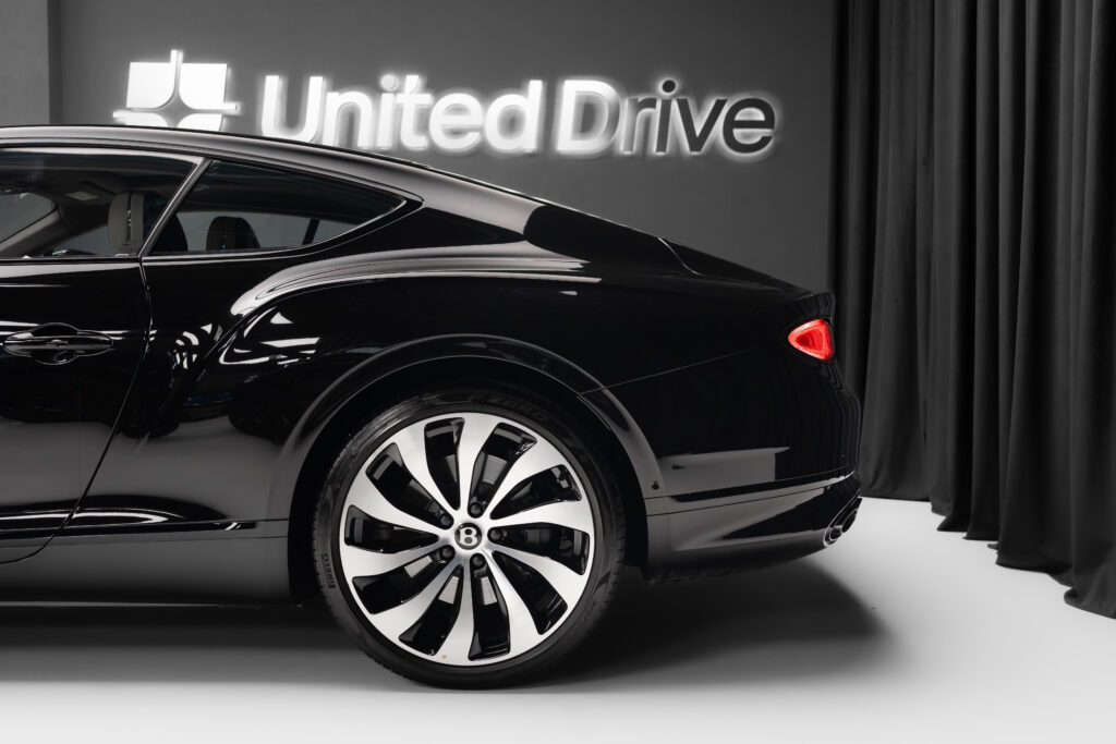 Bentley Continental GT Azure - imagine 4 | United Drive