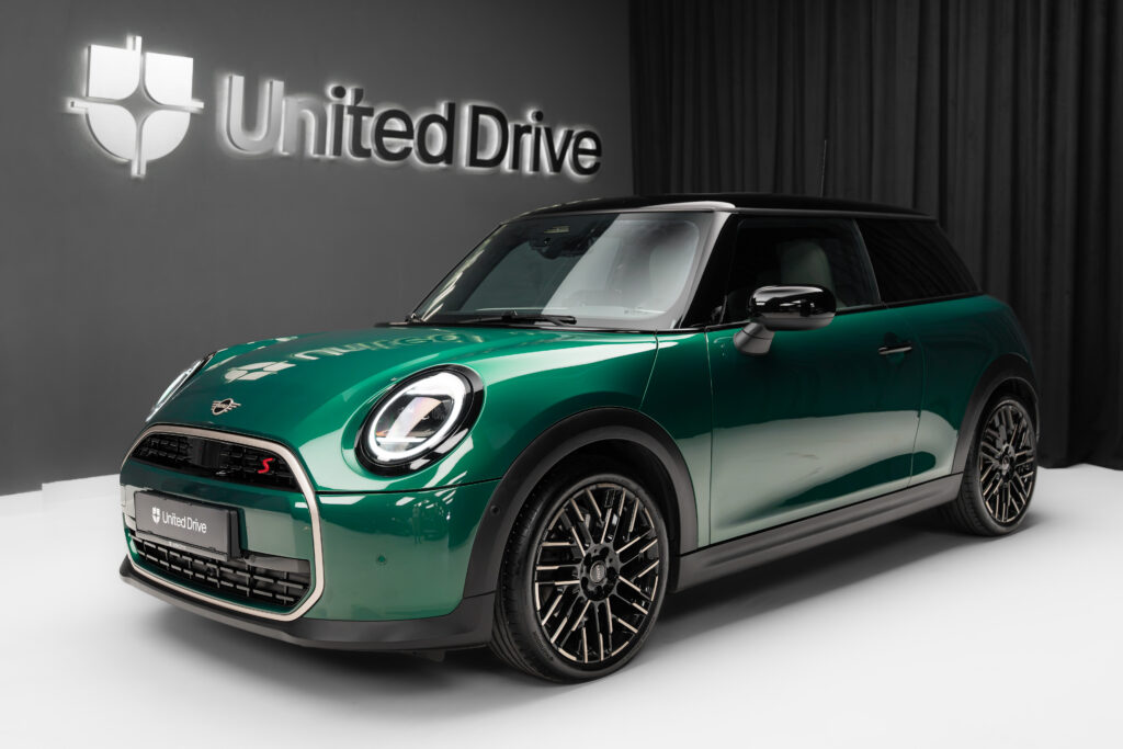 Mini Cooper S 2024 | United Drive
