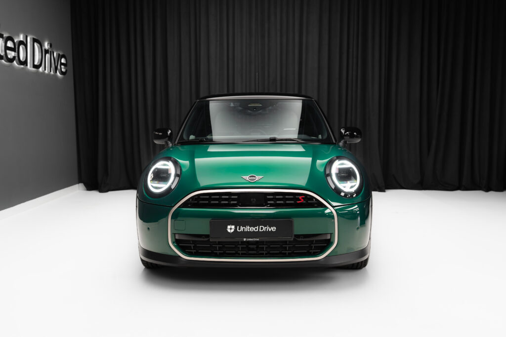 Mini Cooper S 2024 - imagine 2 | United Drive