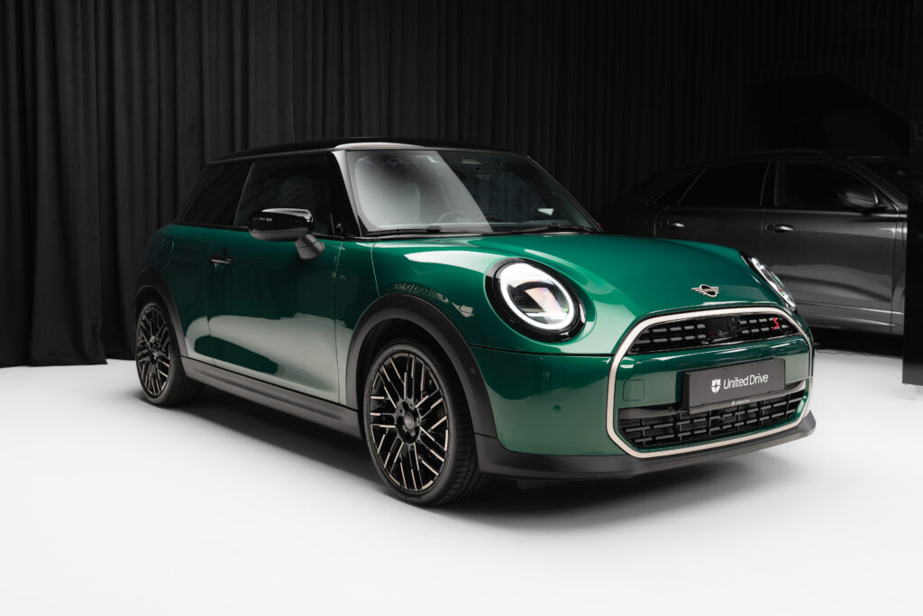 Mini Cooper S 2024 - imagine 3 | United Drive