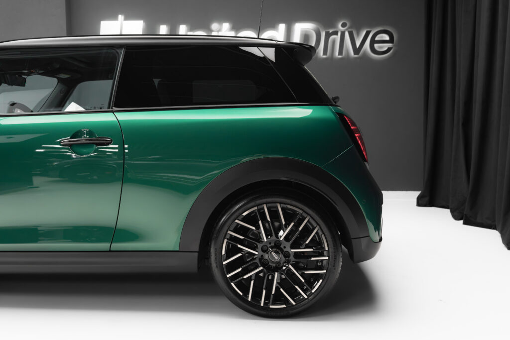Mini Cooper S 2024 - imagine 4 | United Drive