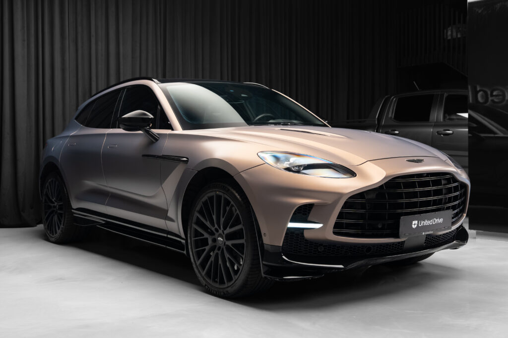 Aston Martin DBX - imagine 3 | United Drive
