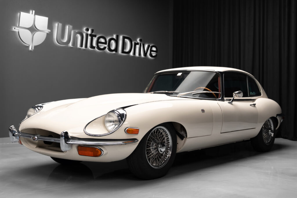Jaguar E-Type | United Drive