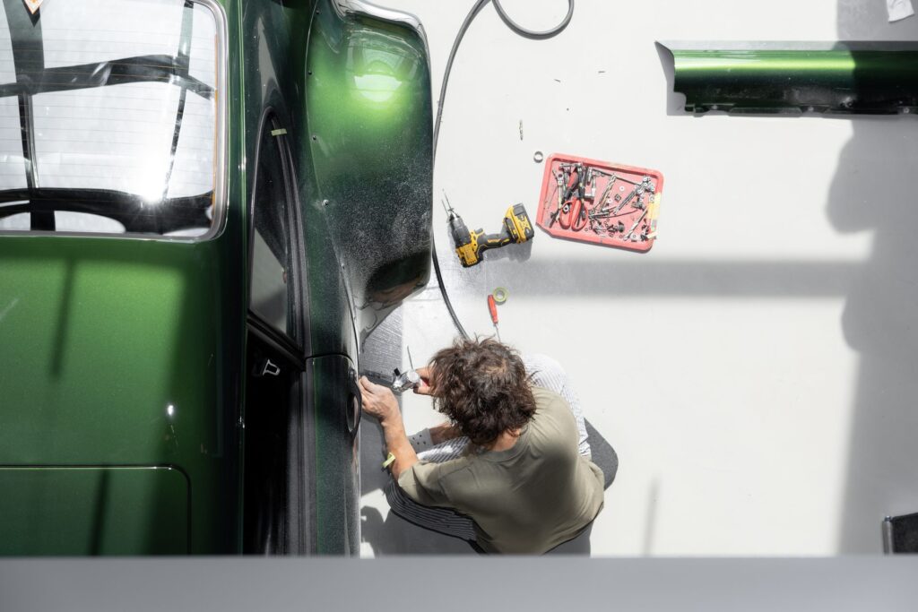 RWB Romania x United Drive, Porsche 911 build in showroom, September 2026