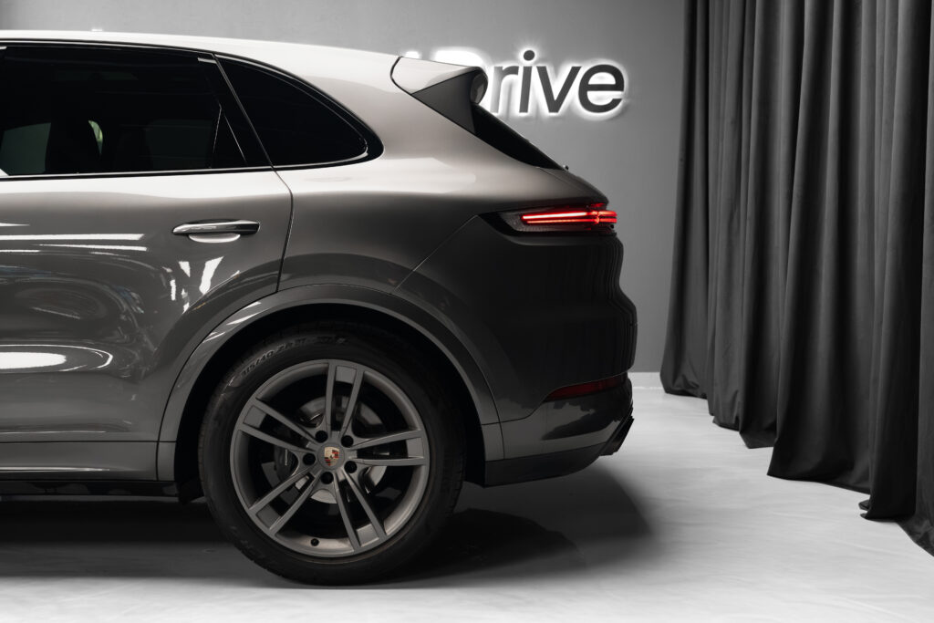 Porsche Cayenne 2024 - image 4 | United Drive